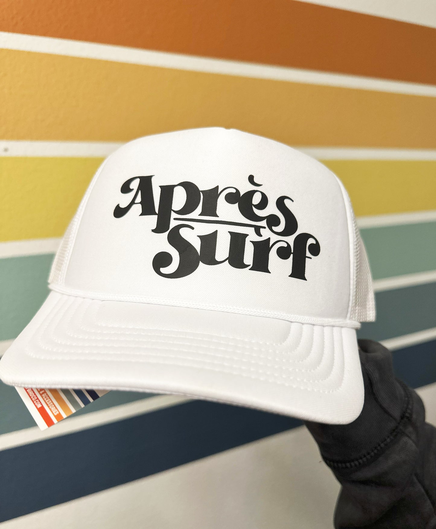 APRES SURF Trucker Hat
